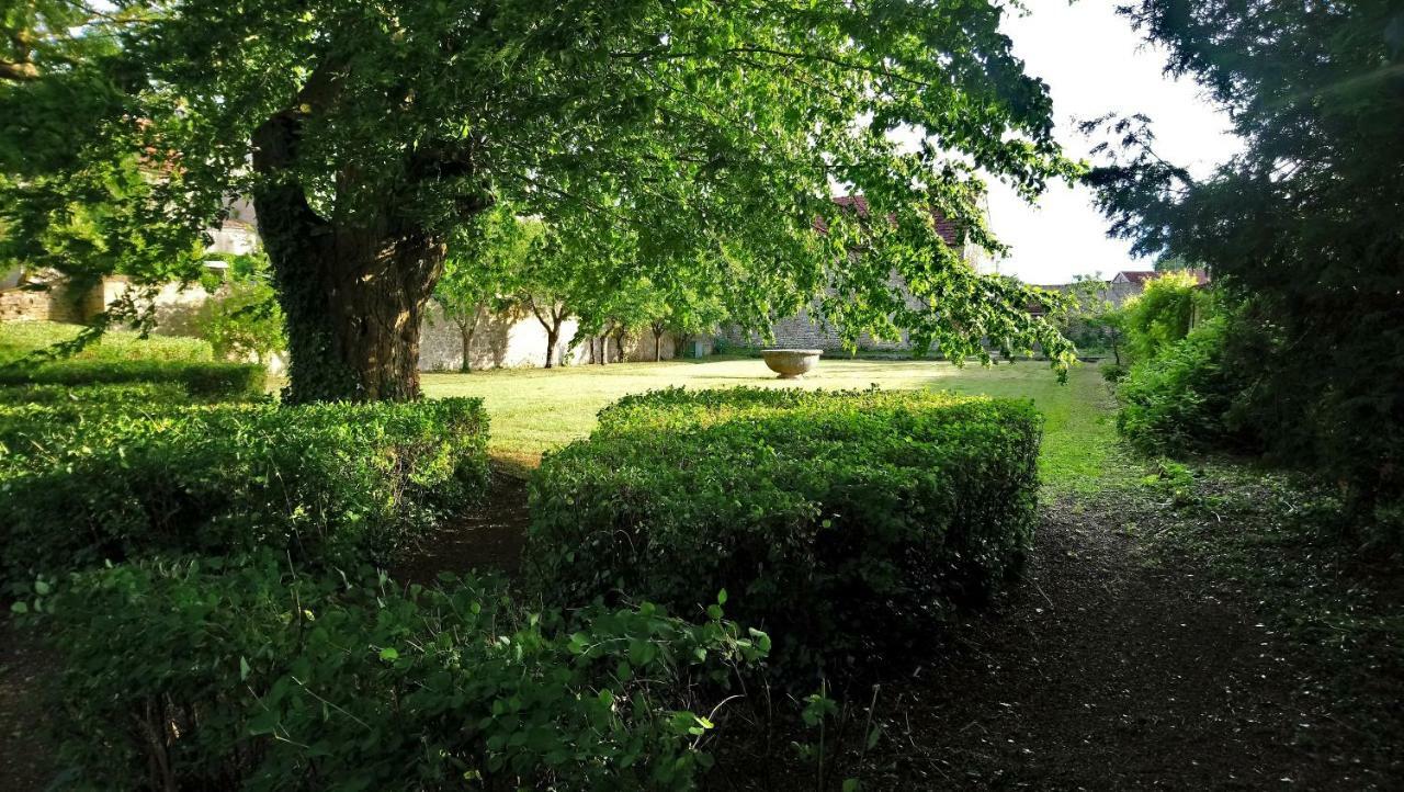 Laignes莱查哥特住宿加早餐旅馆住宿加早餐旅馆 外观 照片